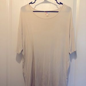 Lularoe top